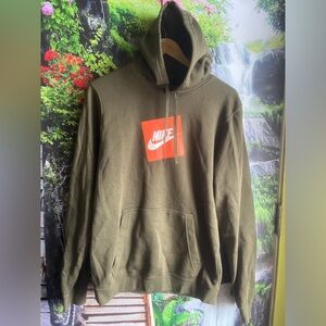 Nike Hoodie sweatshirt size SMALl green olive .